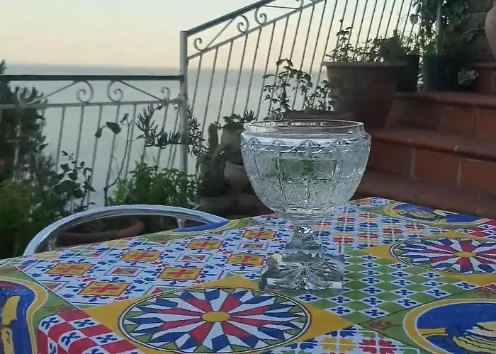 Gasthuis Fuoco D'amalfi Iazzetta 3*